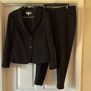 New York & Company Black Textured Blazer and Pants Set